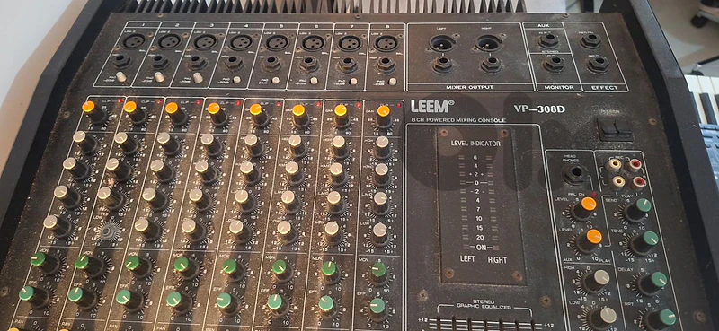 leem mixer amplifier  8 channel