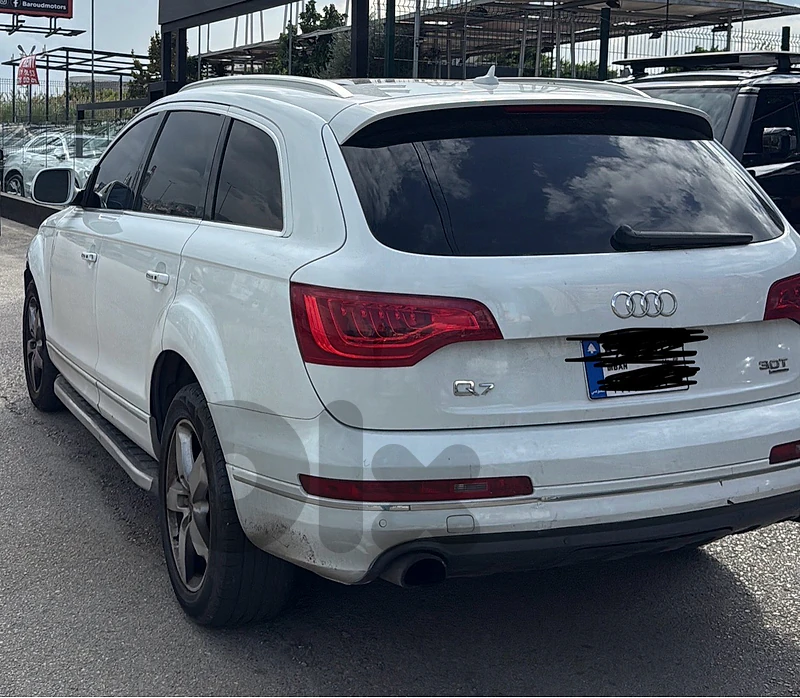Audi Q7 2014 premium plus