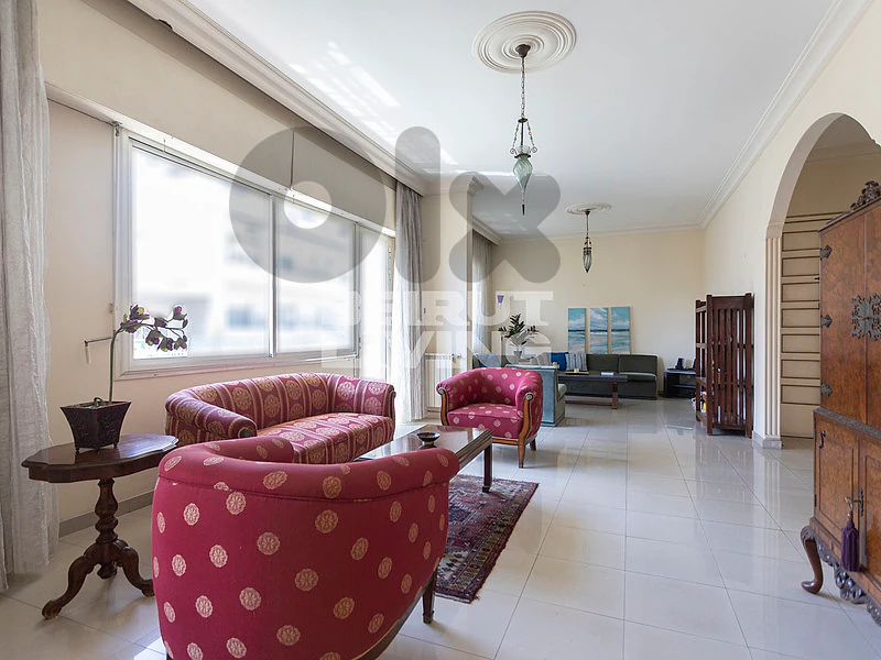 Lovely Apartment l Great Location l Sunny