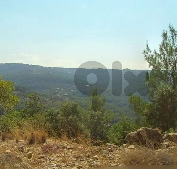Land for sale in Baabdat أرض للبيع في بعبدات