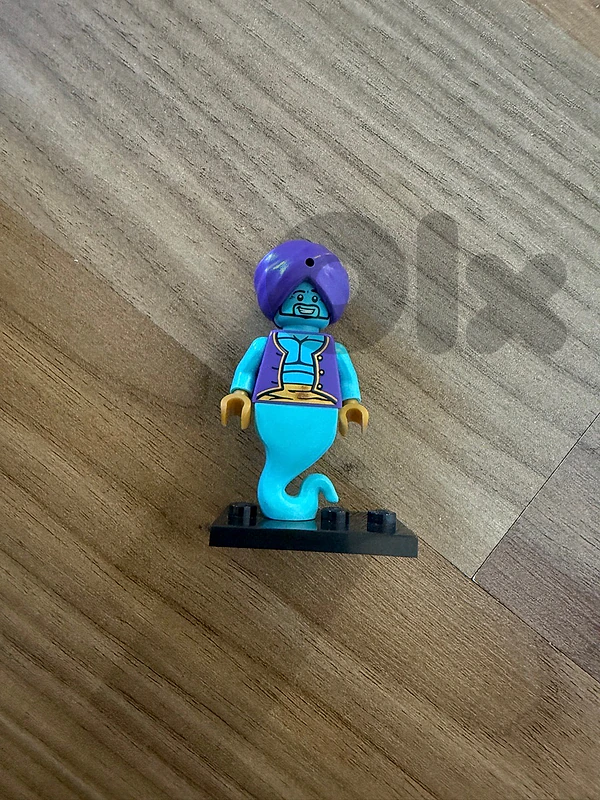 Lego Minifigure: Genie