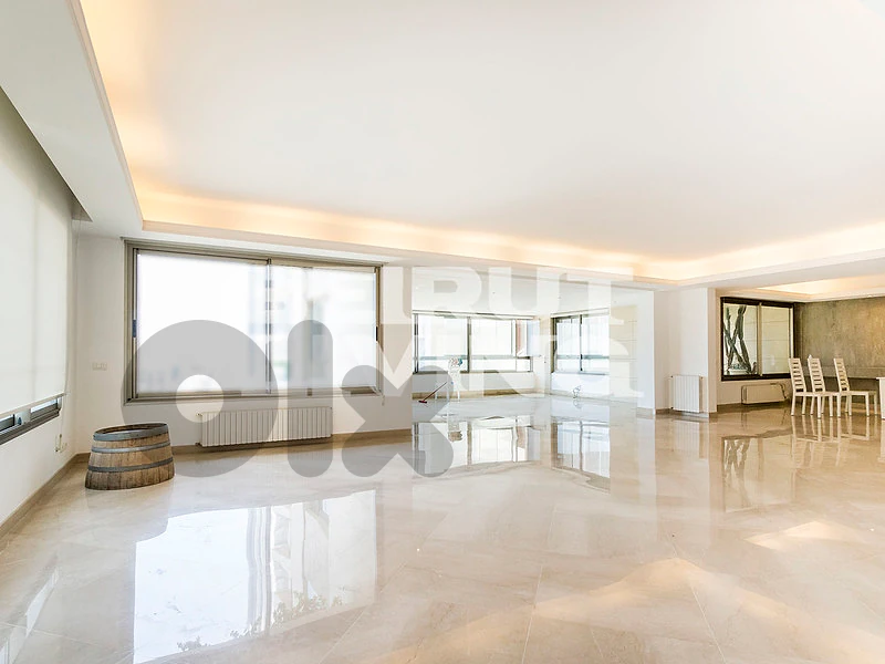 Breathtaking Flat | Gym | Prime Location | Open View