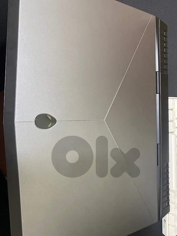 ALIENWARE gaming laptop