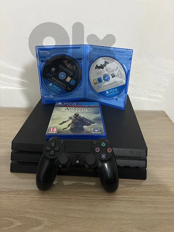 USED PS4 PRO for sale !