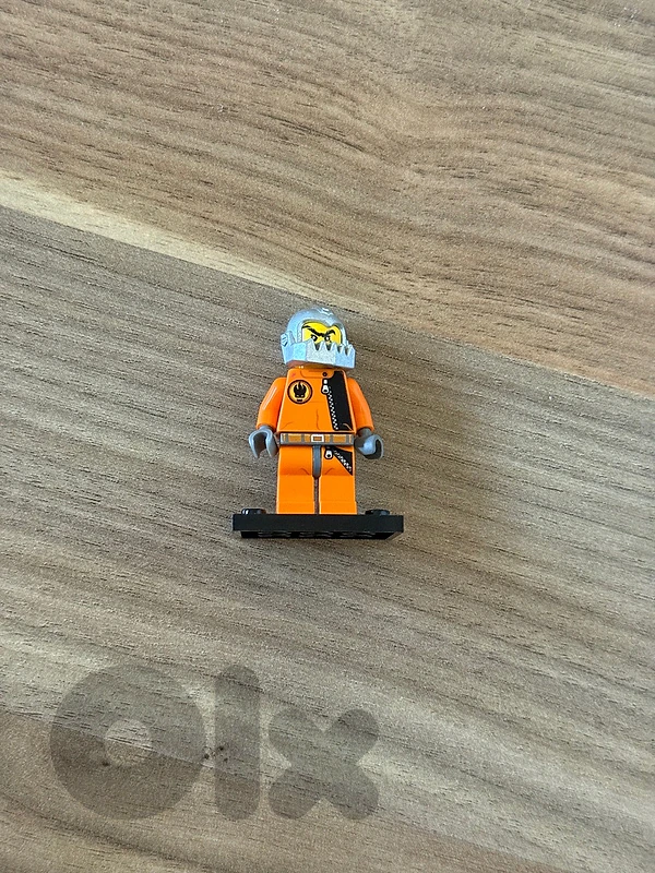 Lego Minifigure:  Villain