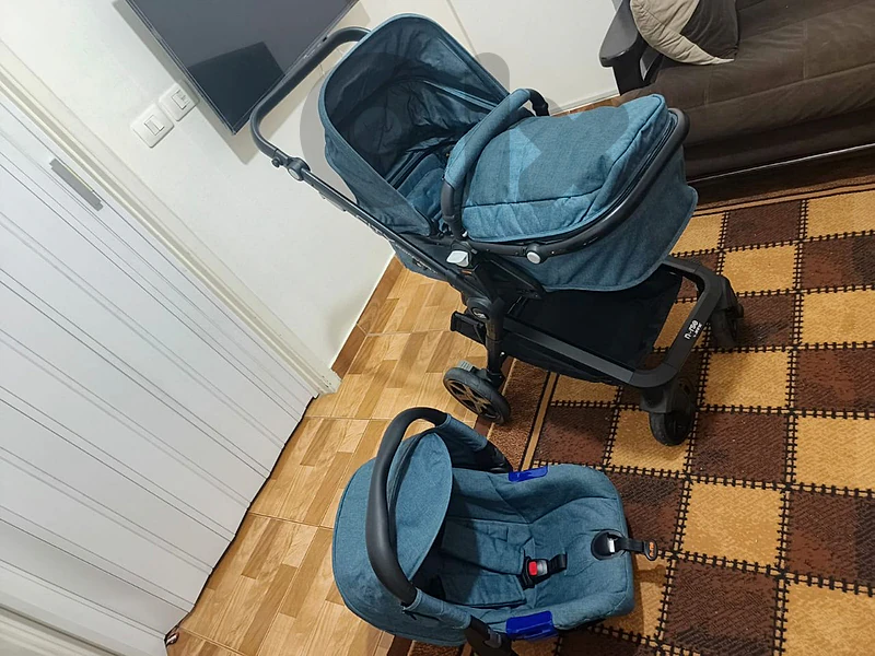 stroller + car seat