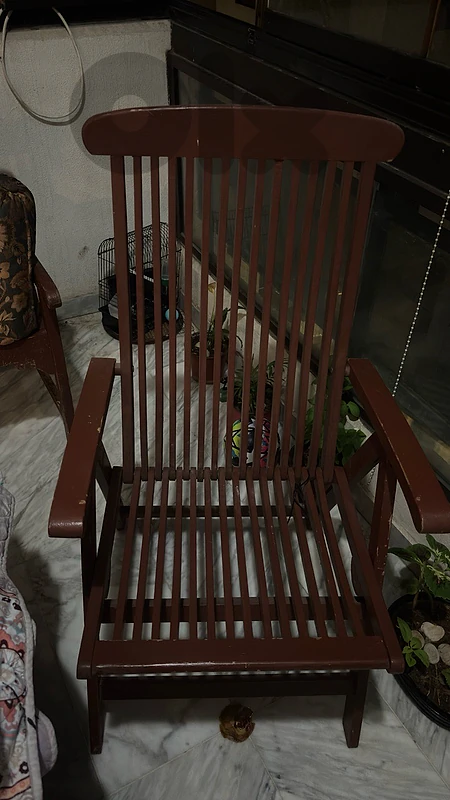 tawlet sofra w a3det balcon aw jnayne