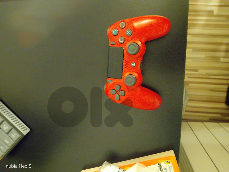 PS4 controller
