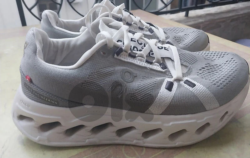 on cloud running shoes original