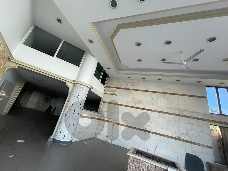 Shop for sale in Hazmieh 577,000$ محل للبيع في الحازمية