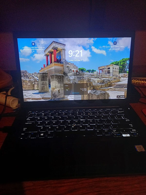 Dell 7490 Laptop Dell 7490 Laptop