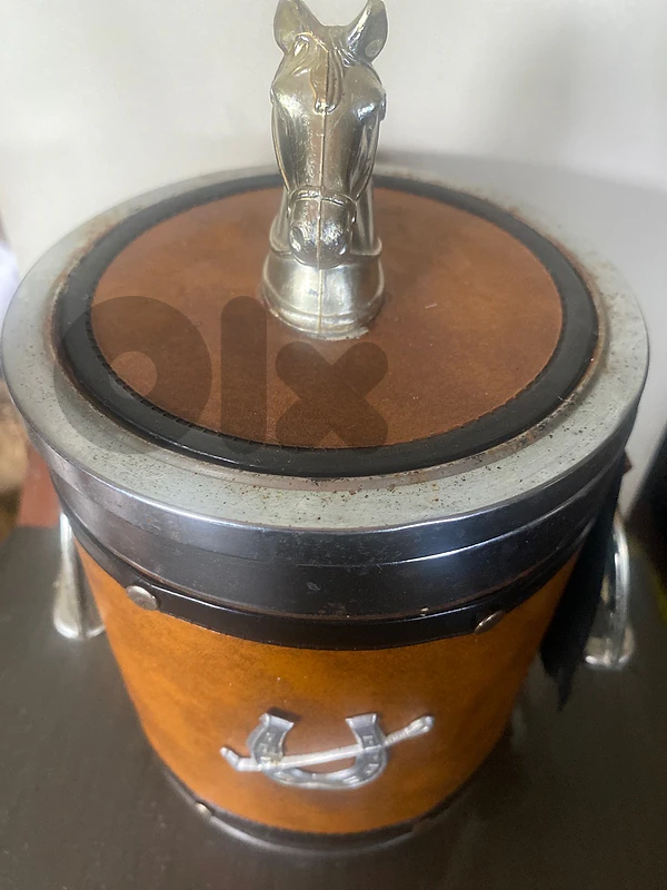 vintage equestrian ice bucket سطل ثلج أثري