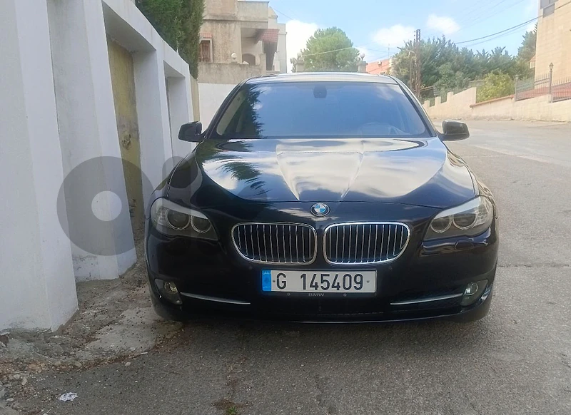 BMW 5-Series 2011 f10 6 cylinder