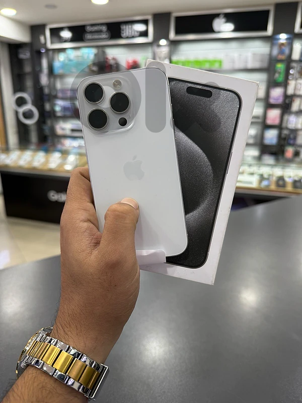 IPHONE 15 PRO 256GB USED