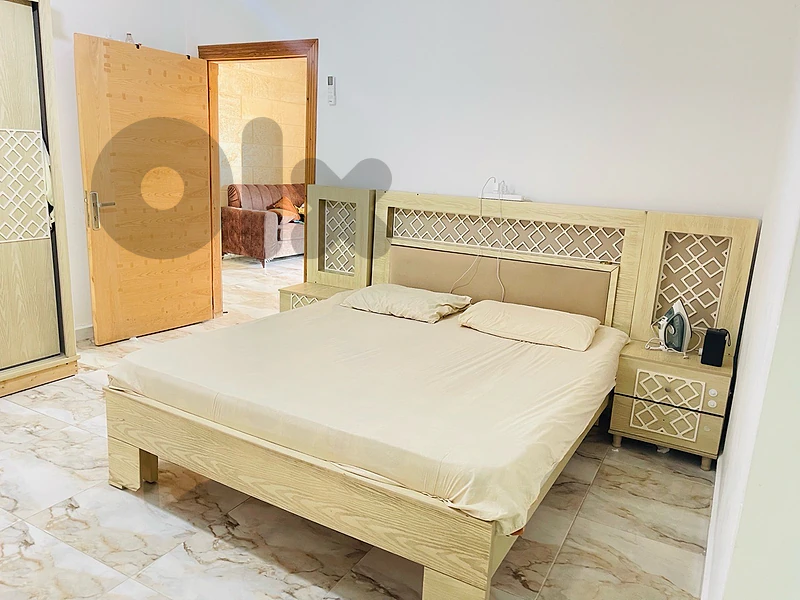 Bed room