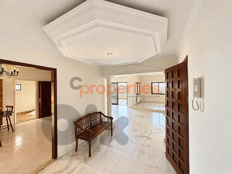 Apartment For Sale in Hazmieh - شقة للبيع في الحازمية - CPCH88