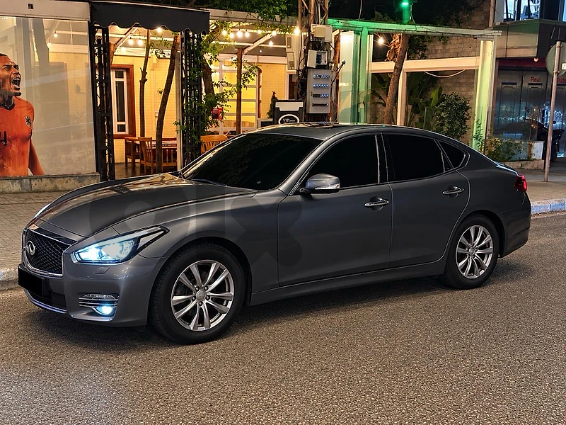 Infiniti Q series 2016 Q70