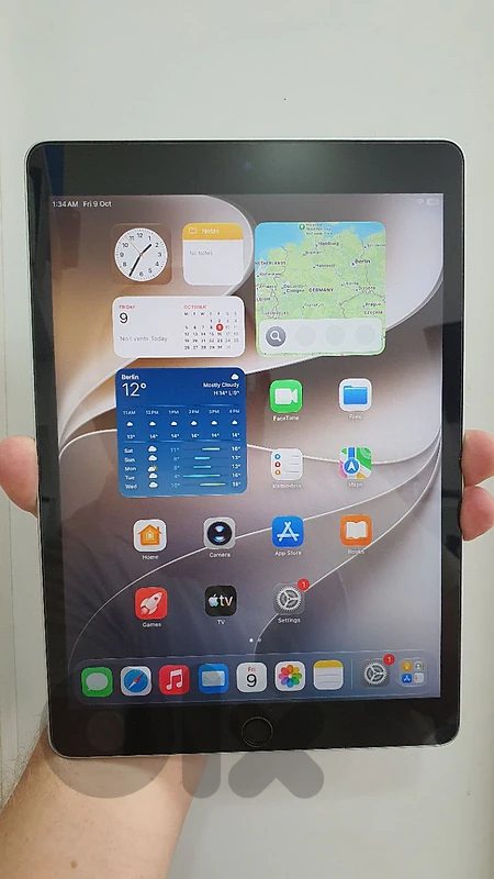 ipad 9th Gen like new