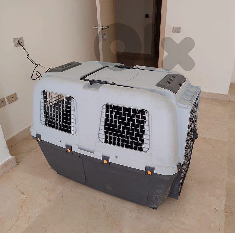 Skudo size 8 iata approved travel dog crate
