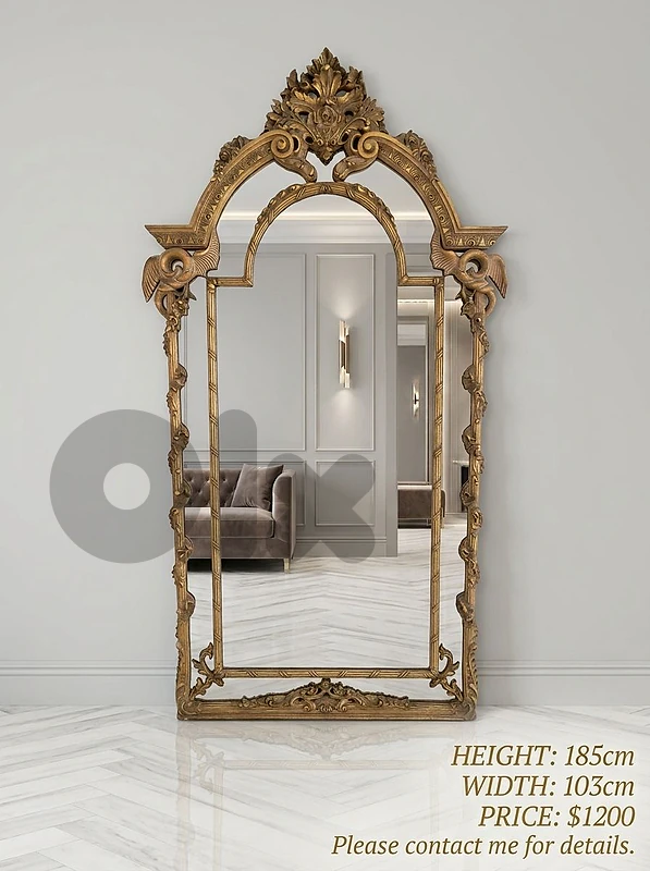 High-End Gold Mirror