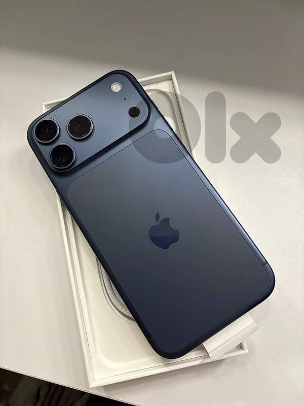 Original 17 Pro Max 256GB Esim TEC + كفالة