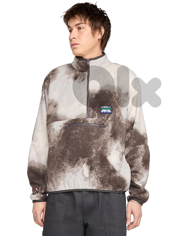 Nike air fleece pullover size Large