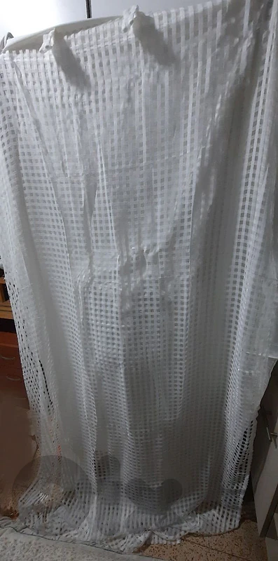 Curtain.white.248 length.133 width برداية