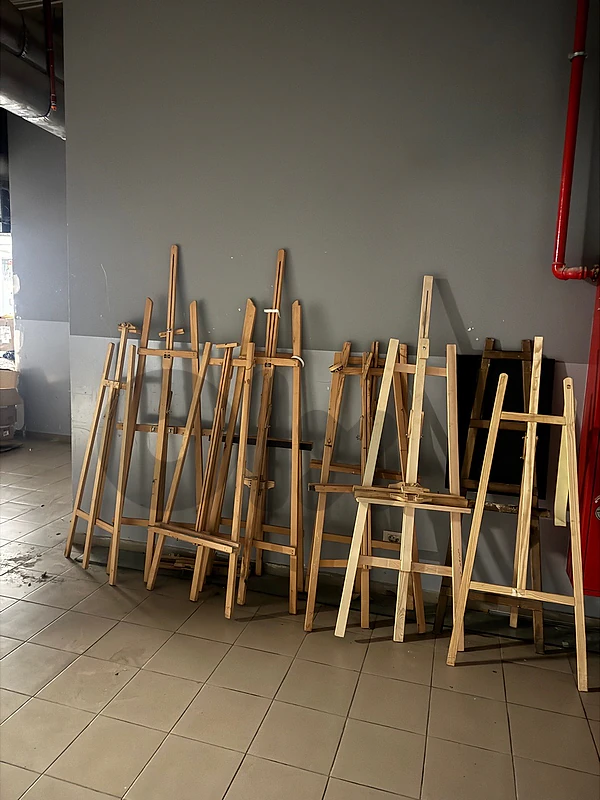 wood stand