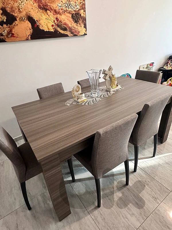 full dining room