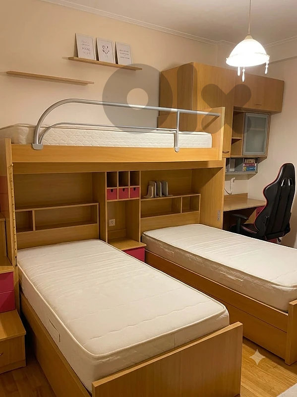 kids bedroom 3 beds and desk