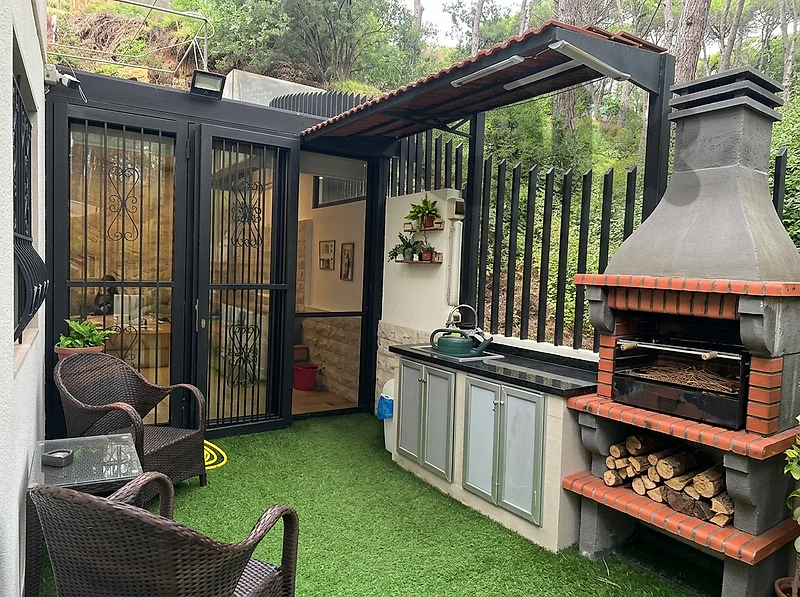 🔥 HOT DEAL 🔥 Qsaybeh Terrace Apartment - شقة مع تراس في القصيبة