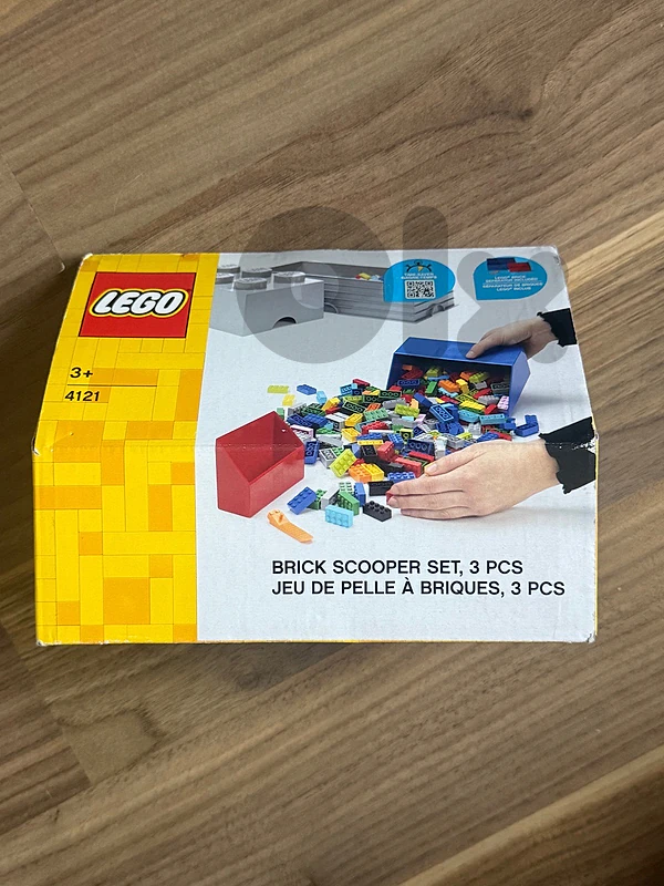 Lego Brick Scooper