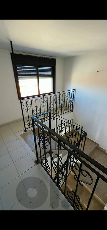 Duplex For sale in Cornet El Hamra - دوبلكس للبيع في قرنة الحمراء