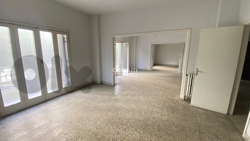 Ain El Remmaneh Apartment for Sale شقة للبيع في عين الرمانةain0189dpst