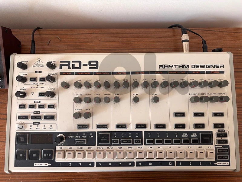 Behringer RD-9 Analog Drum Machine – Good Condition, PSU
