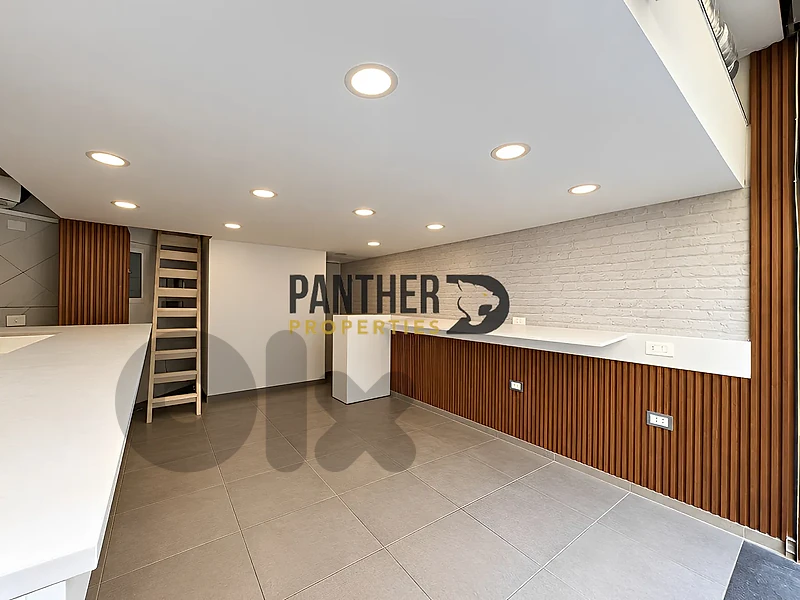 Restaurant / Shop for rent in Achrafieh Ref#PA154