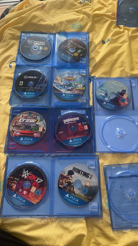 ps4 CD used like new