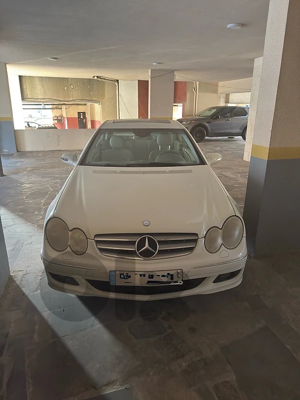 Mercedes-Benz CLK350 2009