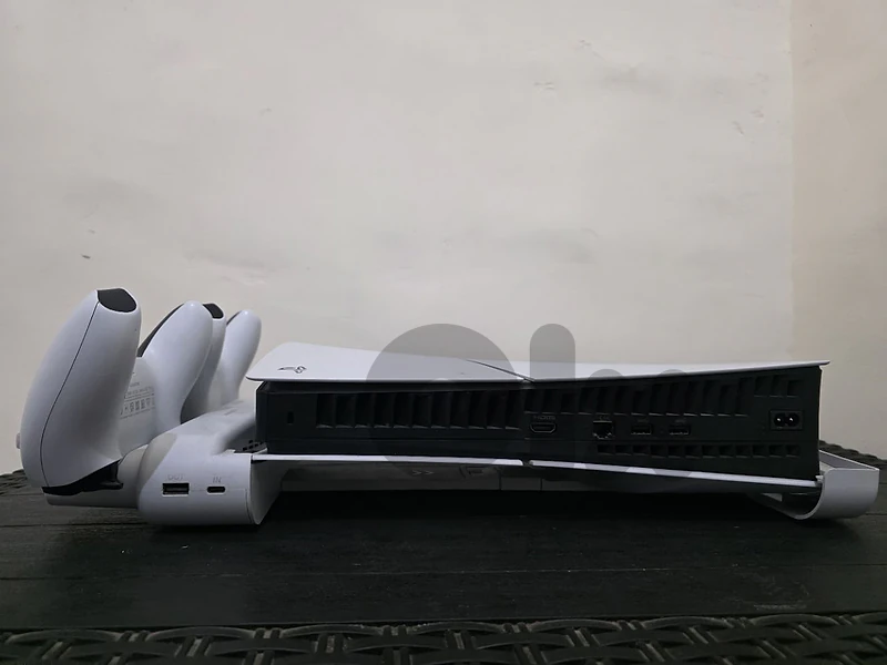 ps5 with two joysticks with ups