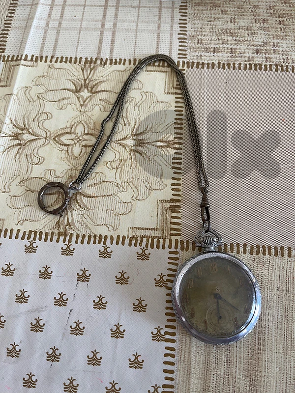 ساعة سنة١٩٥٠