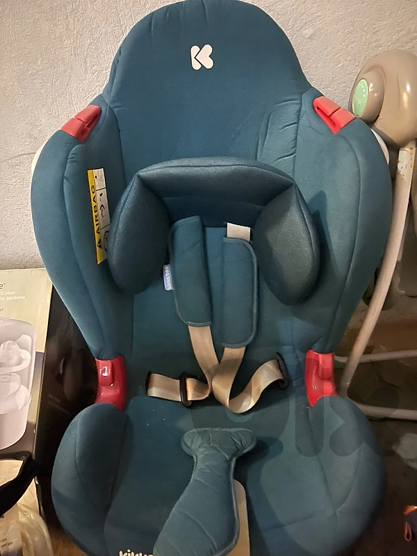 car seat , bebe relax, porte bebe, momcozy breast pump,