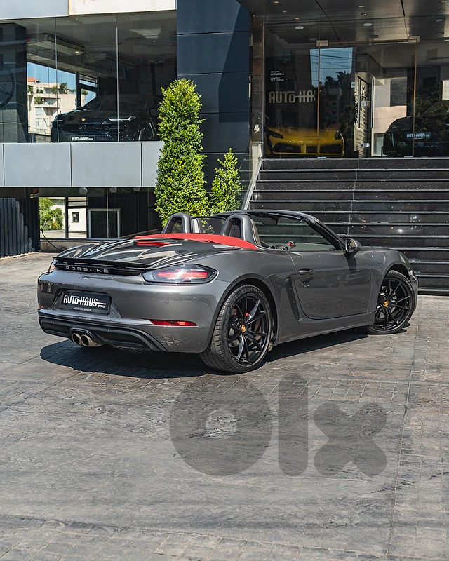 PORSCHE BOXSTER 718 S  - 24,000 KM ONLY  PORSCHE BEIRUT