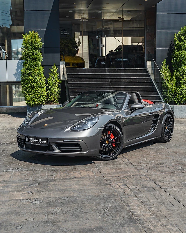 PORSCHE BOXSTER 718 S  - 24,000 KM ONLY  PORSCHE BEIRUT
