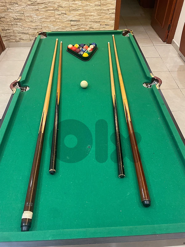 biliard table