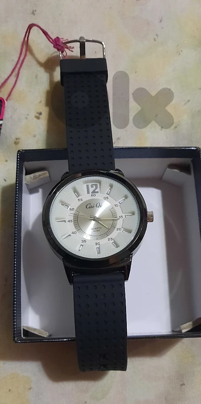 Hand watch black ساعة يد