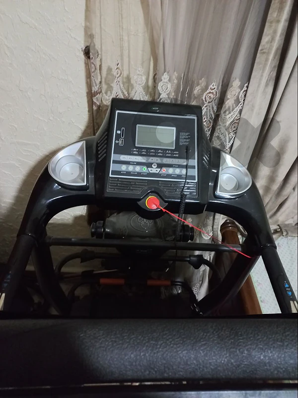 مكنة مشي مع جهاز مساج وحرق دهون كهربائي مدمج Vibrating Massager