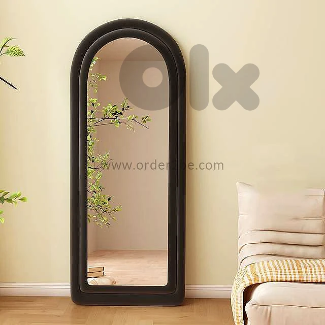 Elegant Irregular Velvet Mirror – Full Body Reflection and Décor Elegant Irregular Velvet Mirror – Full Body Reflection and Décor