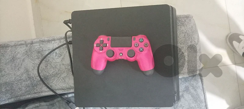 ps4 slim great condition