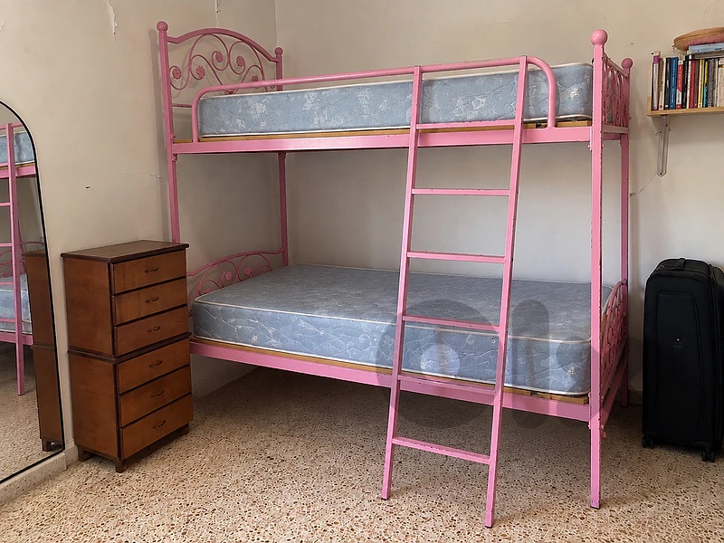 2 Beds