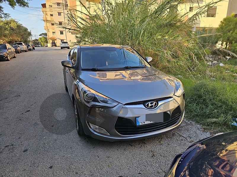 Hyundai Veloster 2012